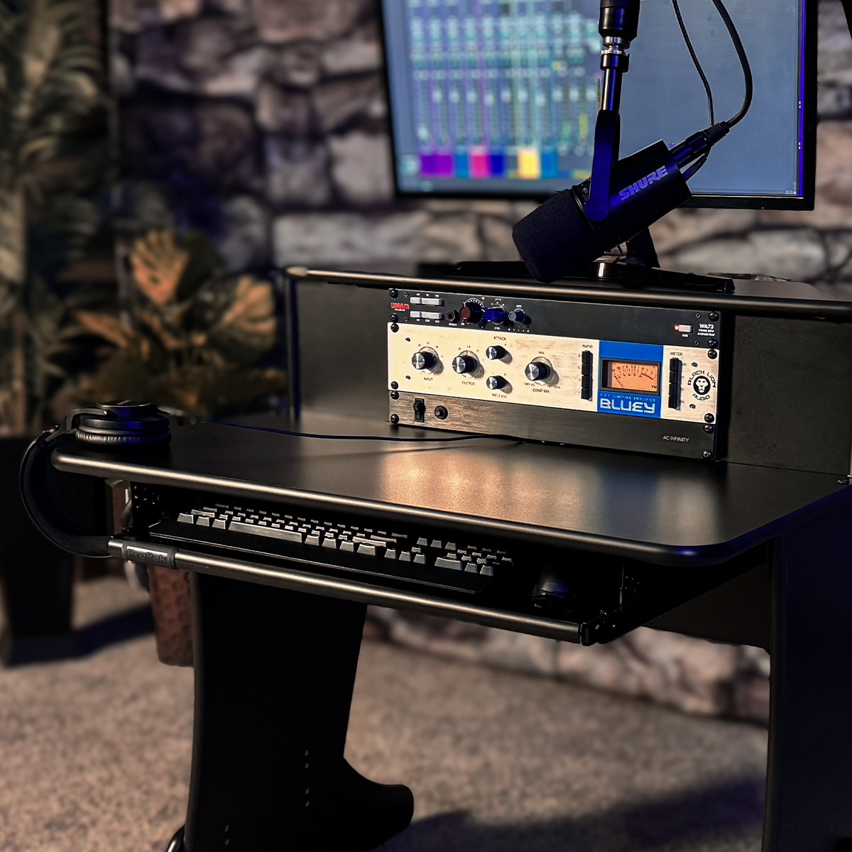 ProRak Compact Creator Workstation LS432