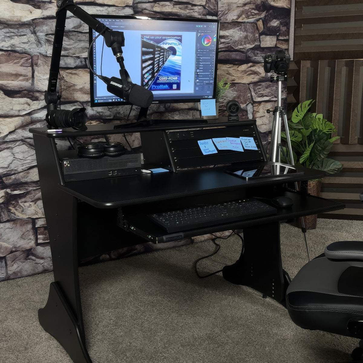ProRak Creator Workstation LS440